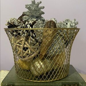 Decorative filler Accents